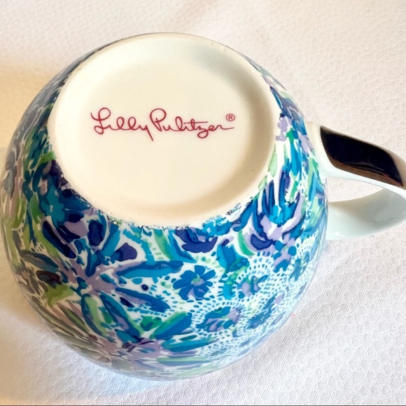 Lilly Pulitzer Cup Coffee Blue Floral with Hidden Cats Gold Trim Ceramic Mugs - Picture 3 of 4